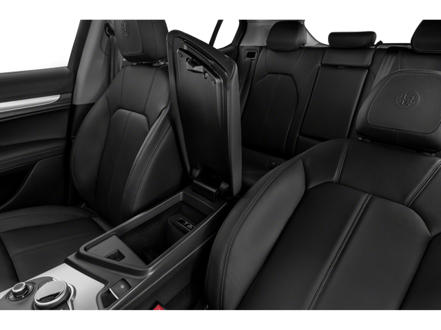 2019 Alfa Romeo Stelvio Base
