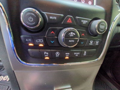 2019 Jeep Grand Cherokee Laredo E