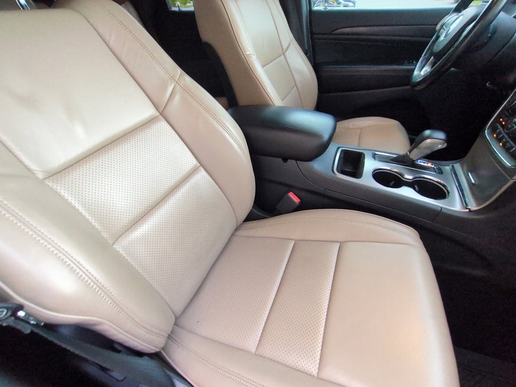 2019 Jeep Grand Cherokee Laredo E