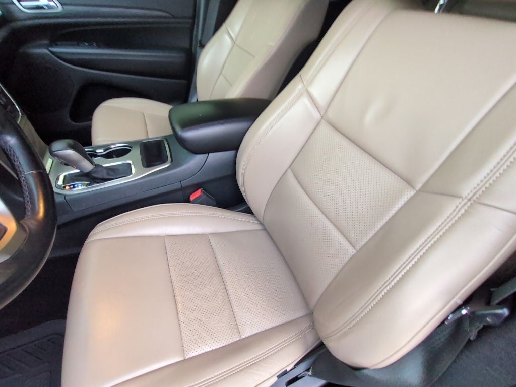 2019 Jeep Grand Cherokee Laredo E