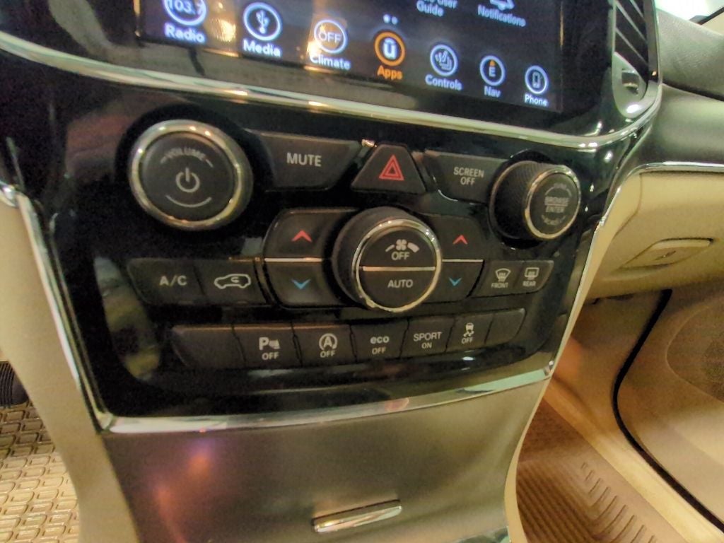 2019 Jeep Grand Cherokee Overland