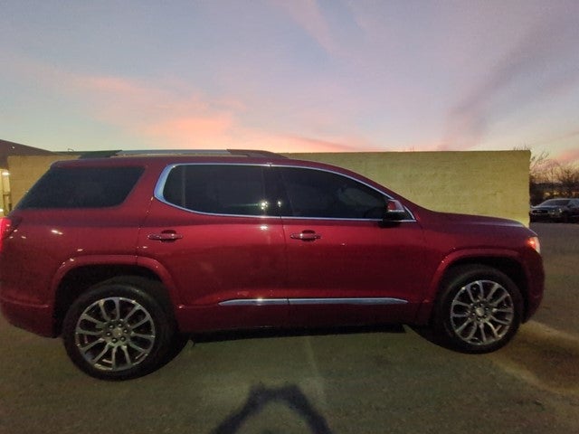 2022 GMC Acadia Denali