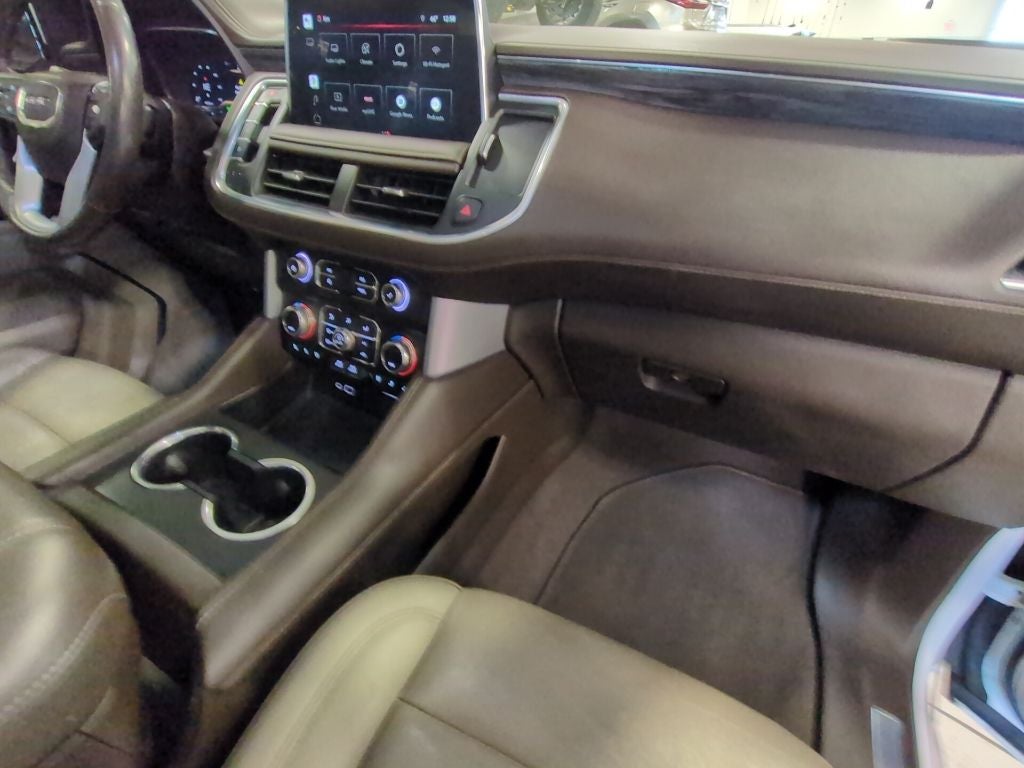 2022 GMC Yukon XL SLT