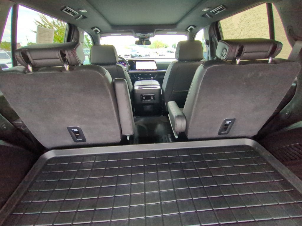 2025 Chevrolet Tahoe RST