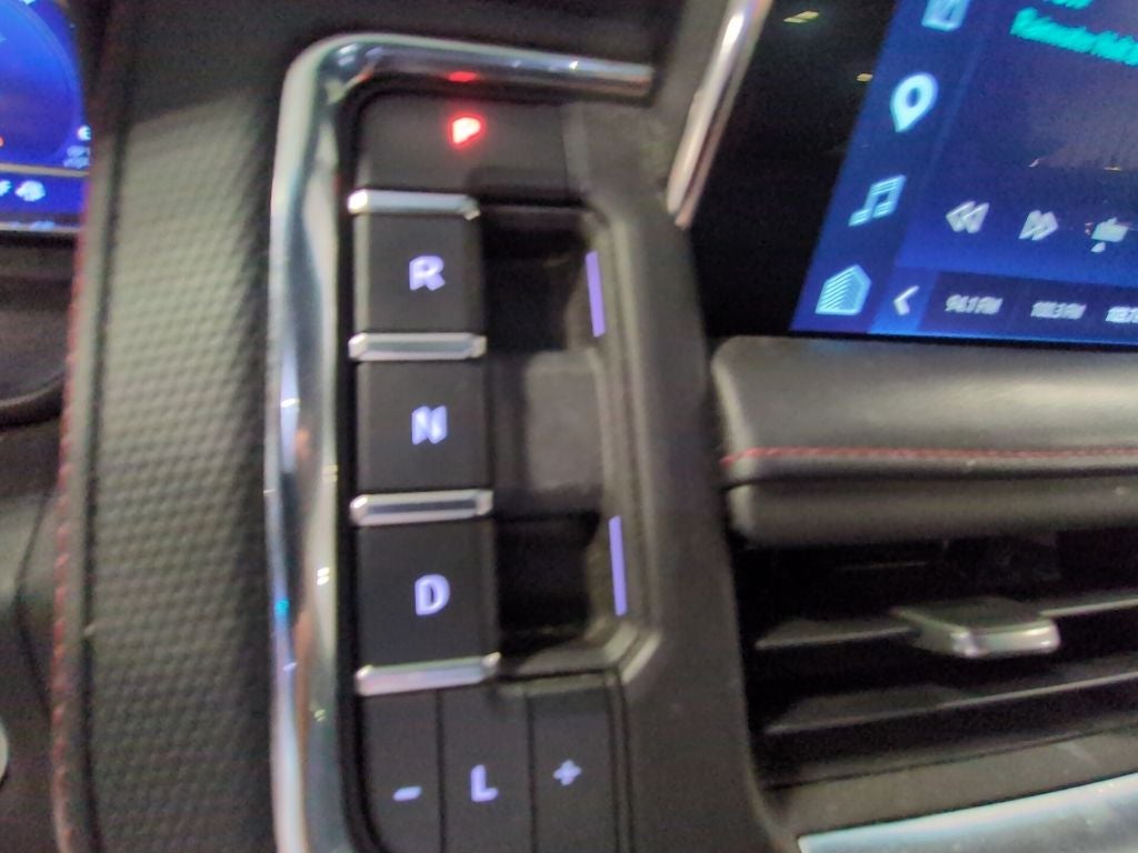 2022 Chevrolet Suburban RST