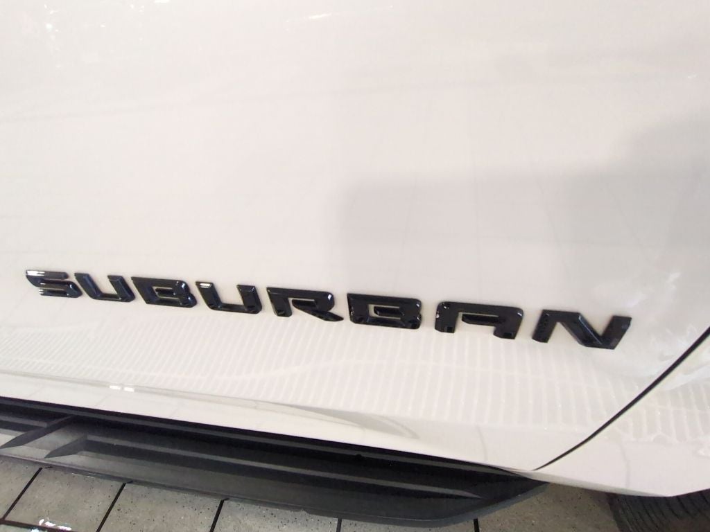 2022 Chevrolet Suburban RST