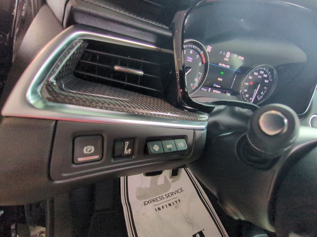 2025 Cadillac XT5 Sport