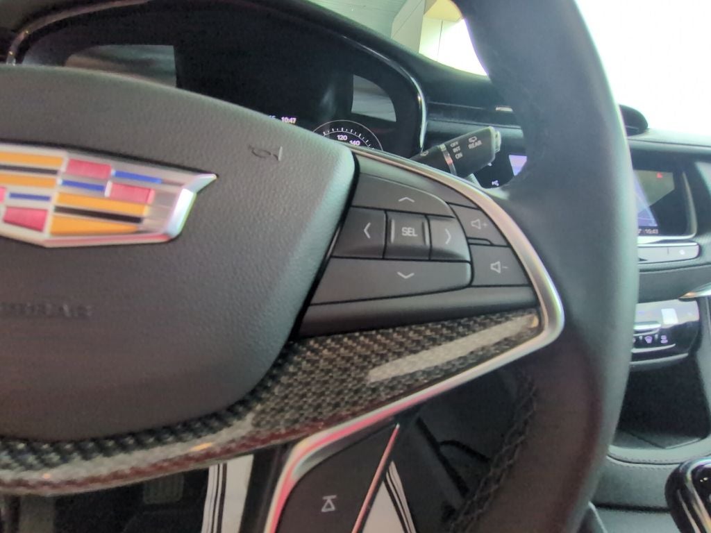 2025 Cadillac XT5 Sport