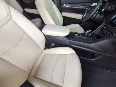 2025 Cadillac XT5 Sport
