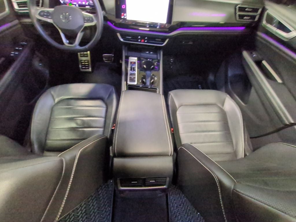 2024 Volkswagen Atlas Cross Sport 2.0T SEL R-Line