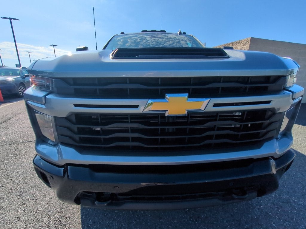 2025 Chevrolet Silverado 2500HD Custom