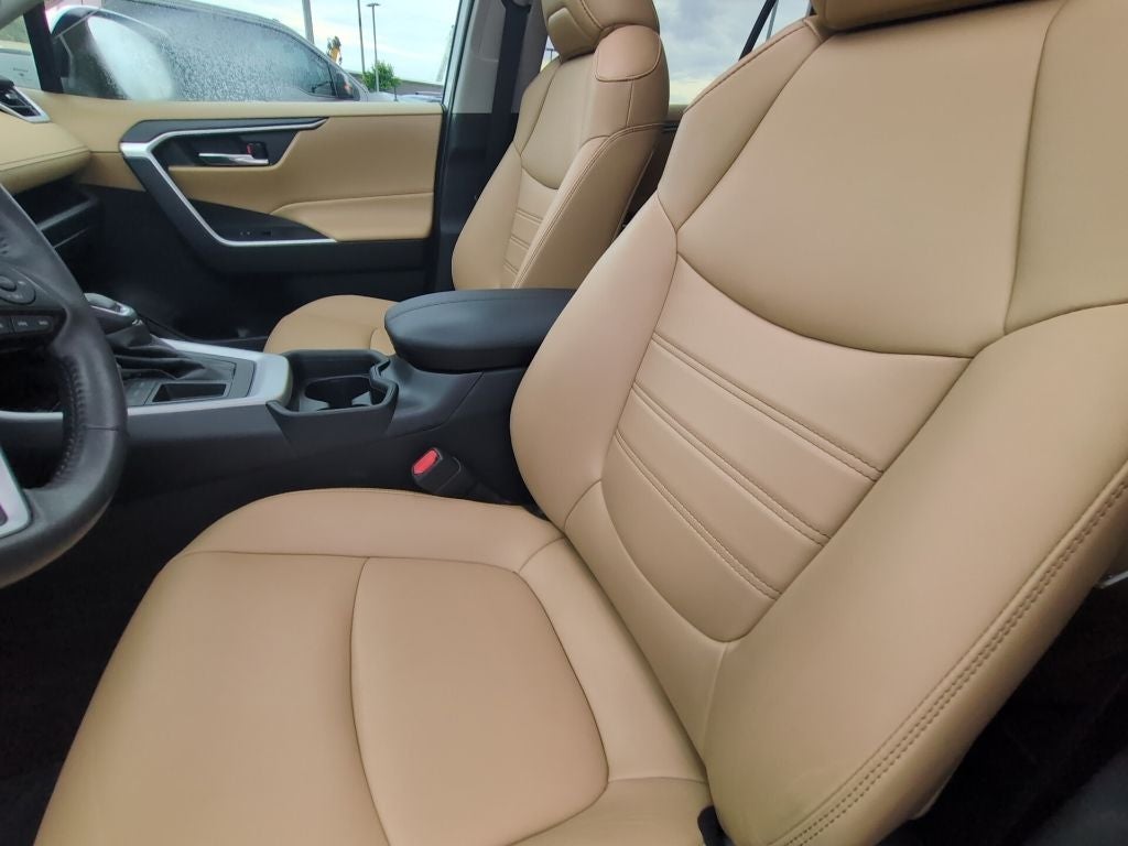 2021 Toyota RAV4 XLE Premium
