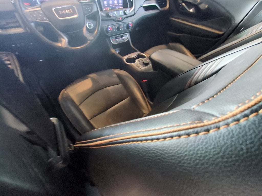 2022 GMC Terrain AT4