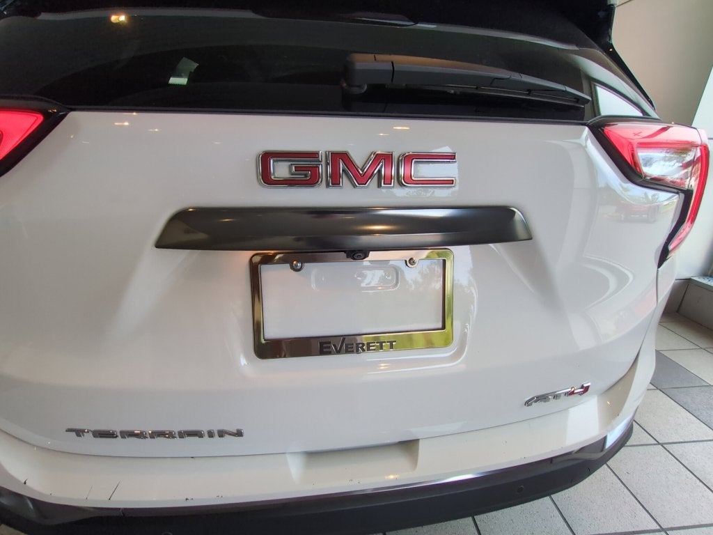 2022 GMC Terrain AT4