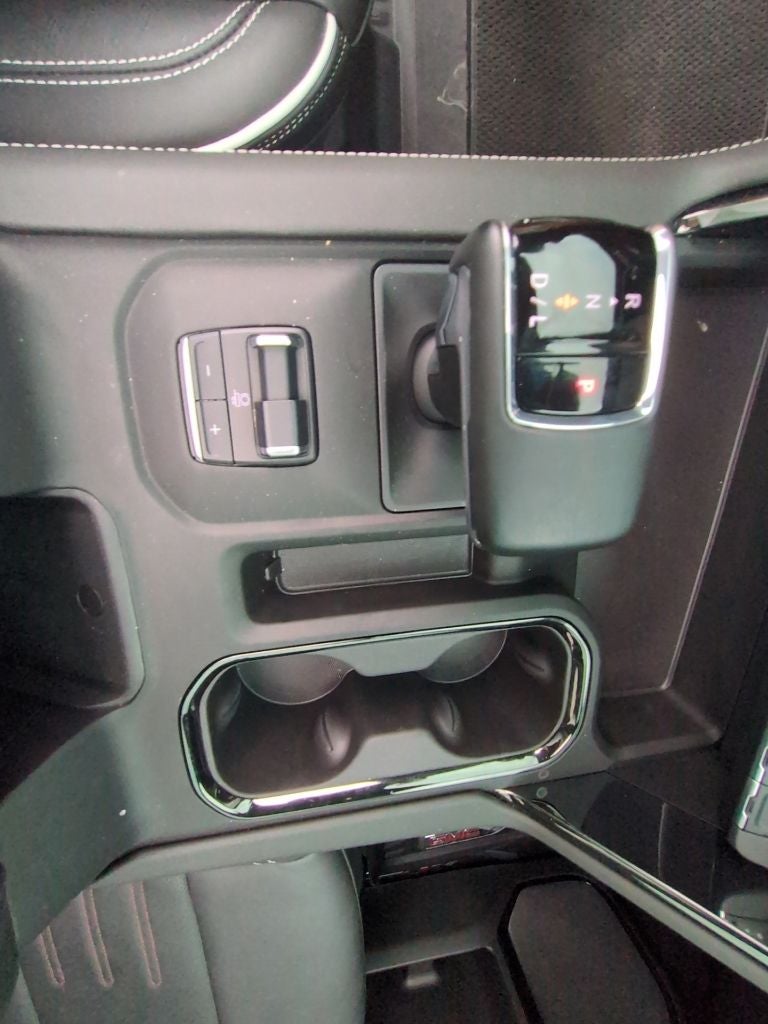 2025 GMC Sierra 1500 AT4X