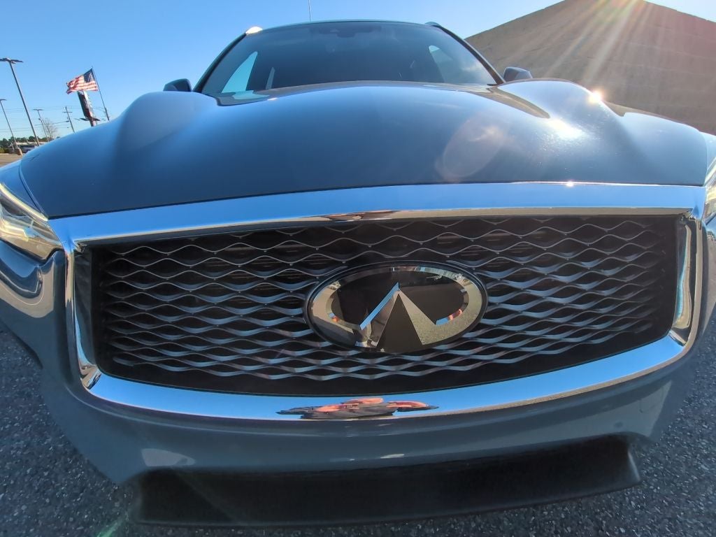 2023 INFINITI QX50 LUXE FWD