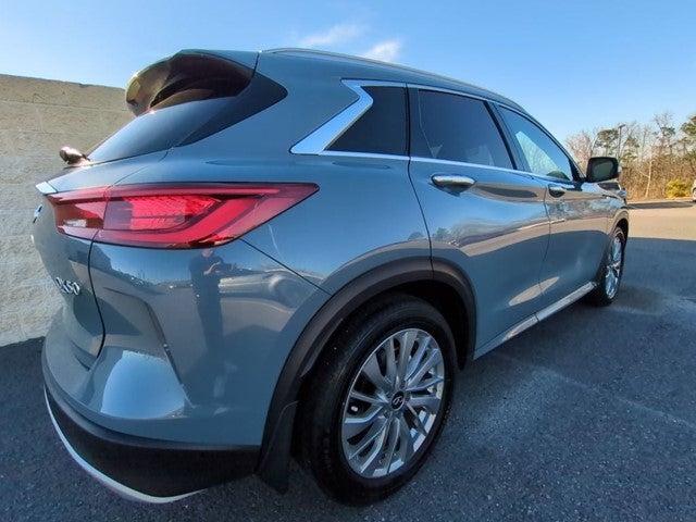 2023 INFINITI QX50 LUXE FWD
