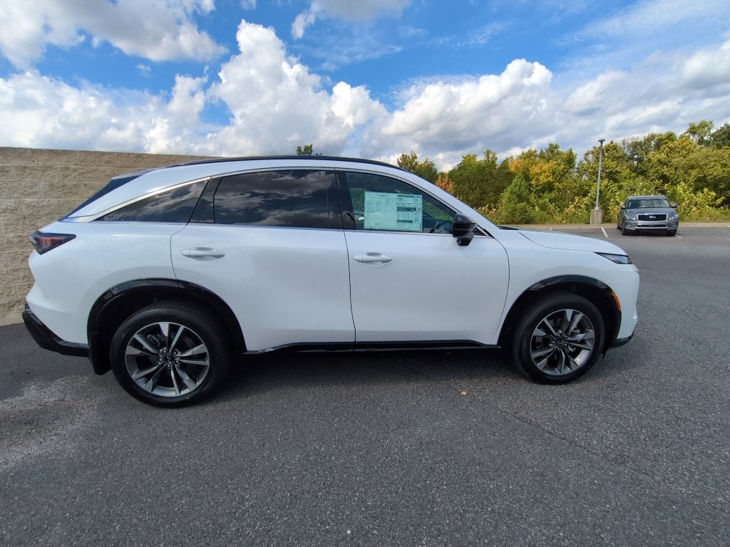 2027 INFINITI QX65 Luxe AWD