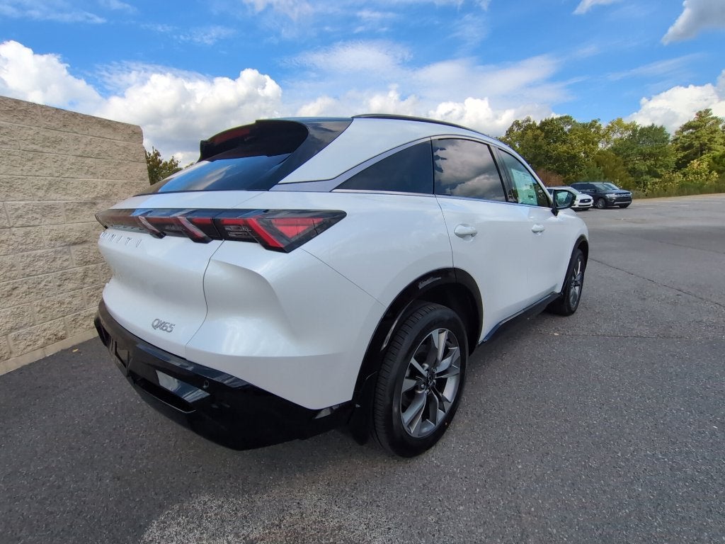 2027 INFINITI QX65 Luxe AWD