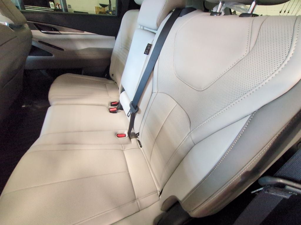 2026 INFINITI QX60 PURE