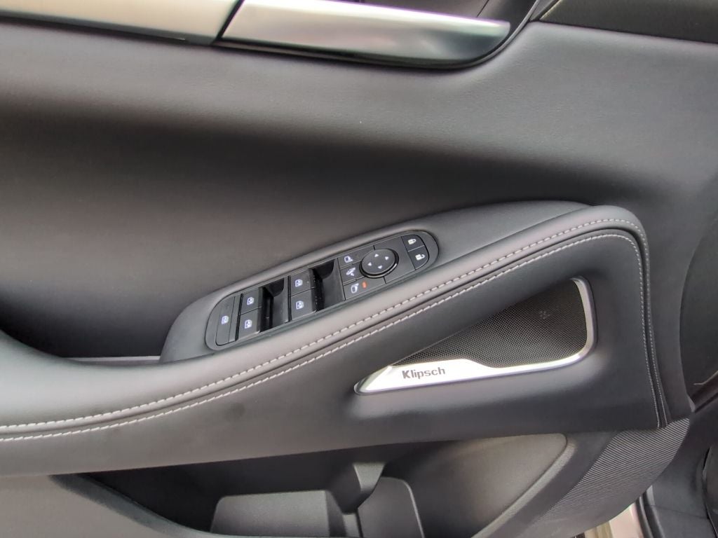 2027 INFINITI QX60 Luxe FWD