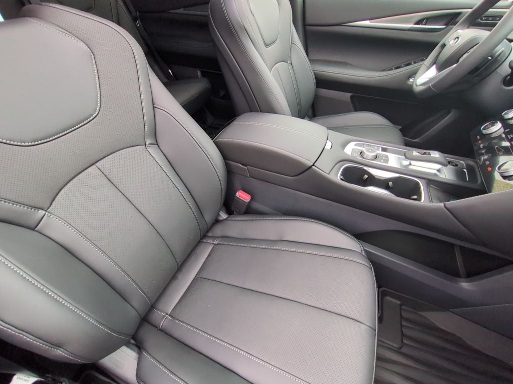 2027 INFINITI QX60 Luxe FWD