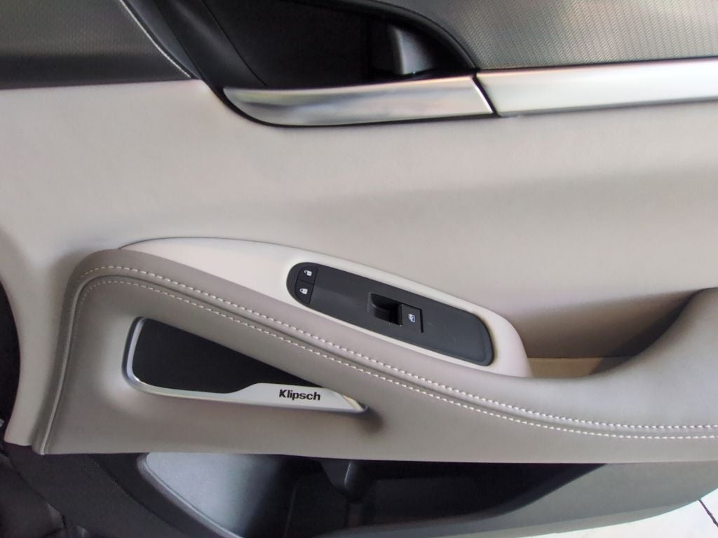 2027 INFINITI QX60 Luxe FWD