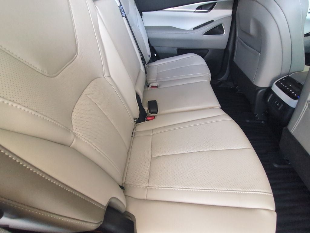 2027 INFINITI QX60 Luxe FWD