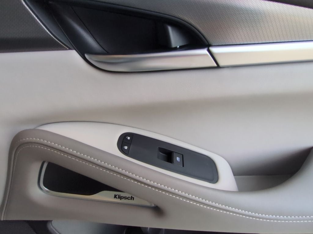2027 INFINITI QX60 Luxe FWD