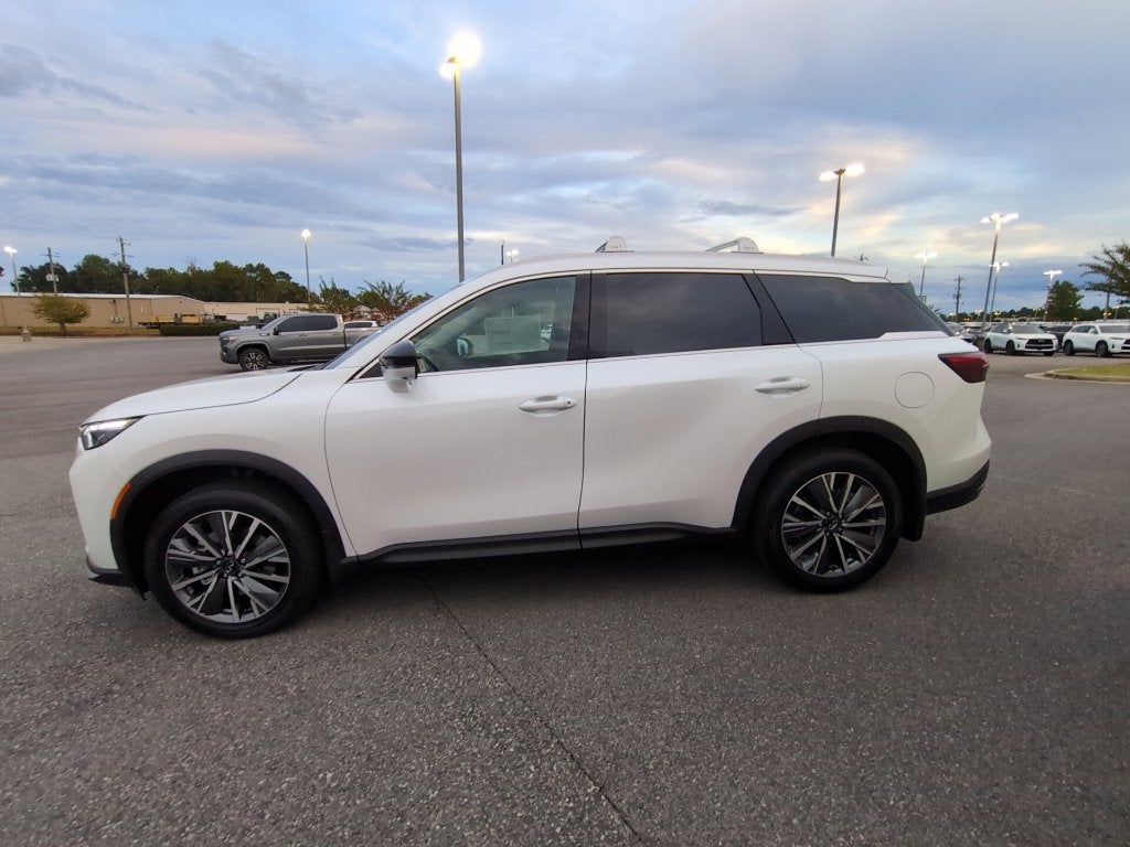 2027 INFINITI QX60 Luxe FWD