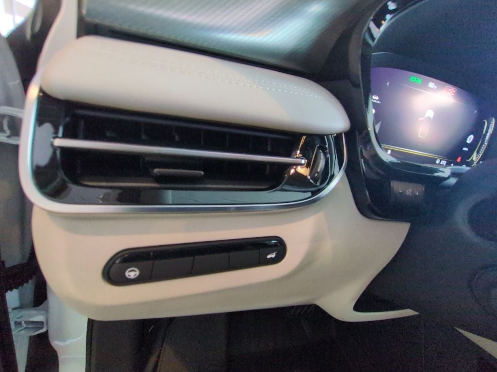 2027 INFINITI QX60 Luxe FWD