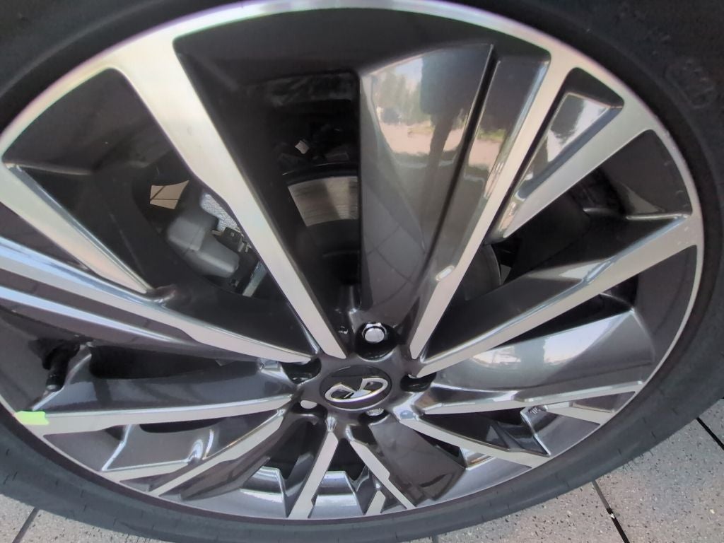 2027 INFINITI QX60 Luxe FWD