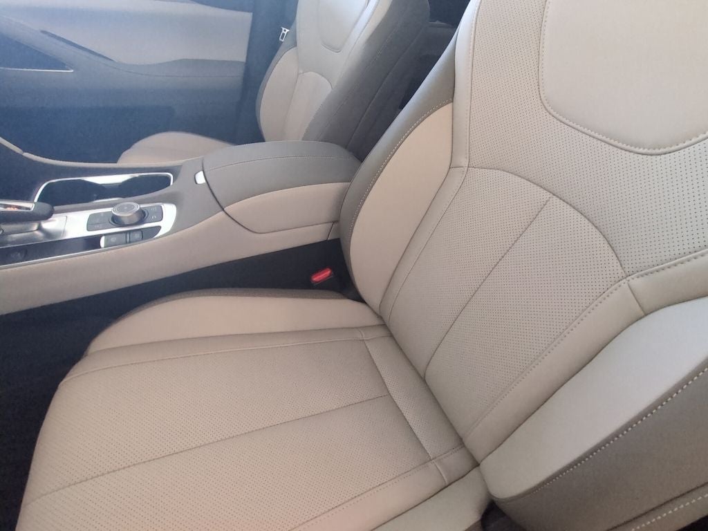 2027 INFINITI QX60 Luxe FWD