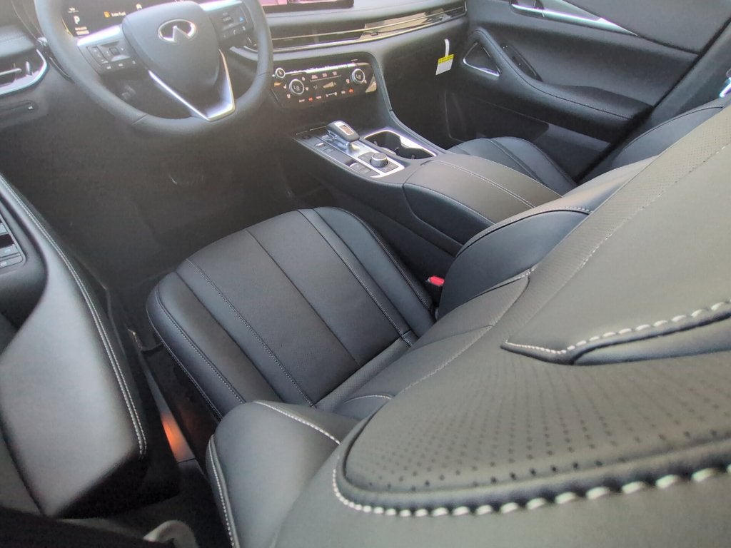 2027 INFINITI QX60 Luxe FWD