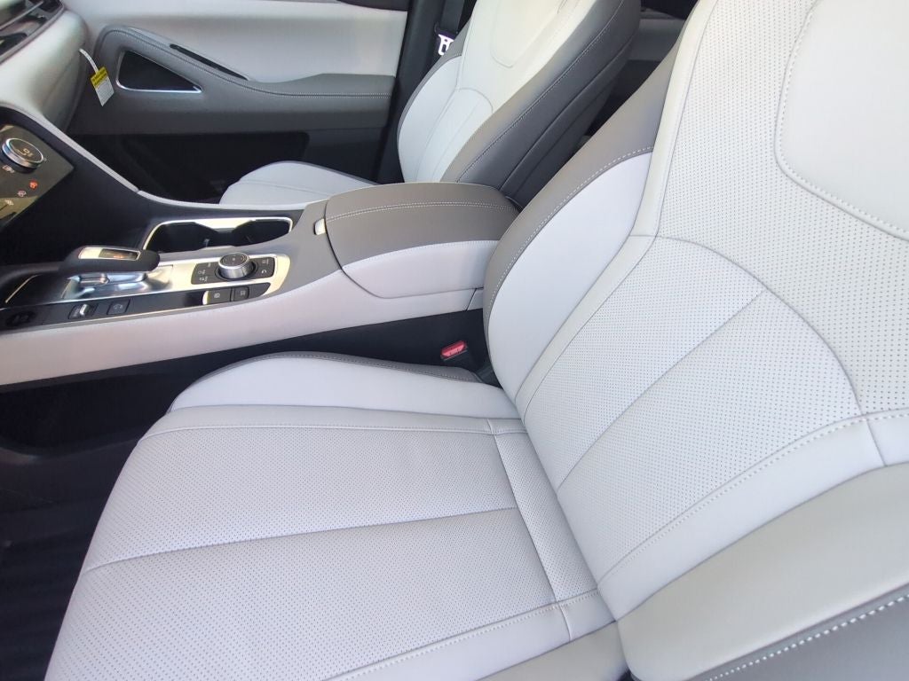 2027 INFINITI QX60 Luxe FWD