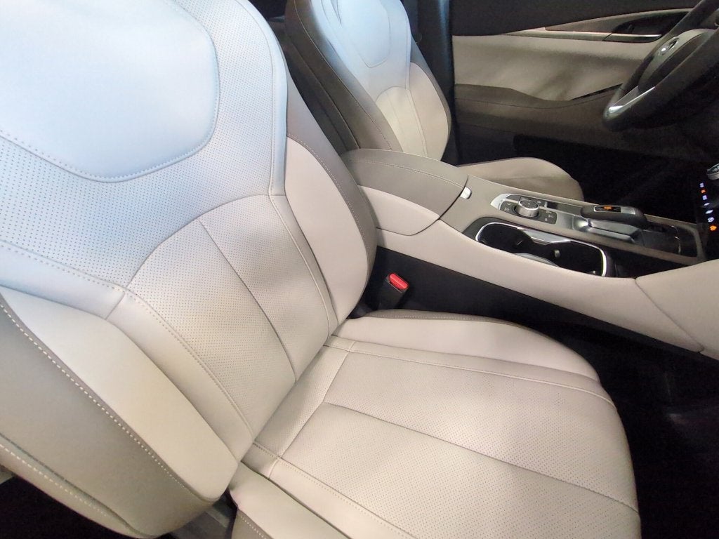 2027 INFINITI QX60 Luxe FWD