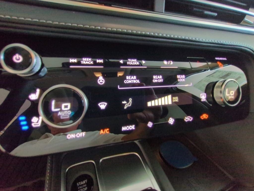 2027 INFINITI QX60 Luxe FWD