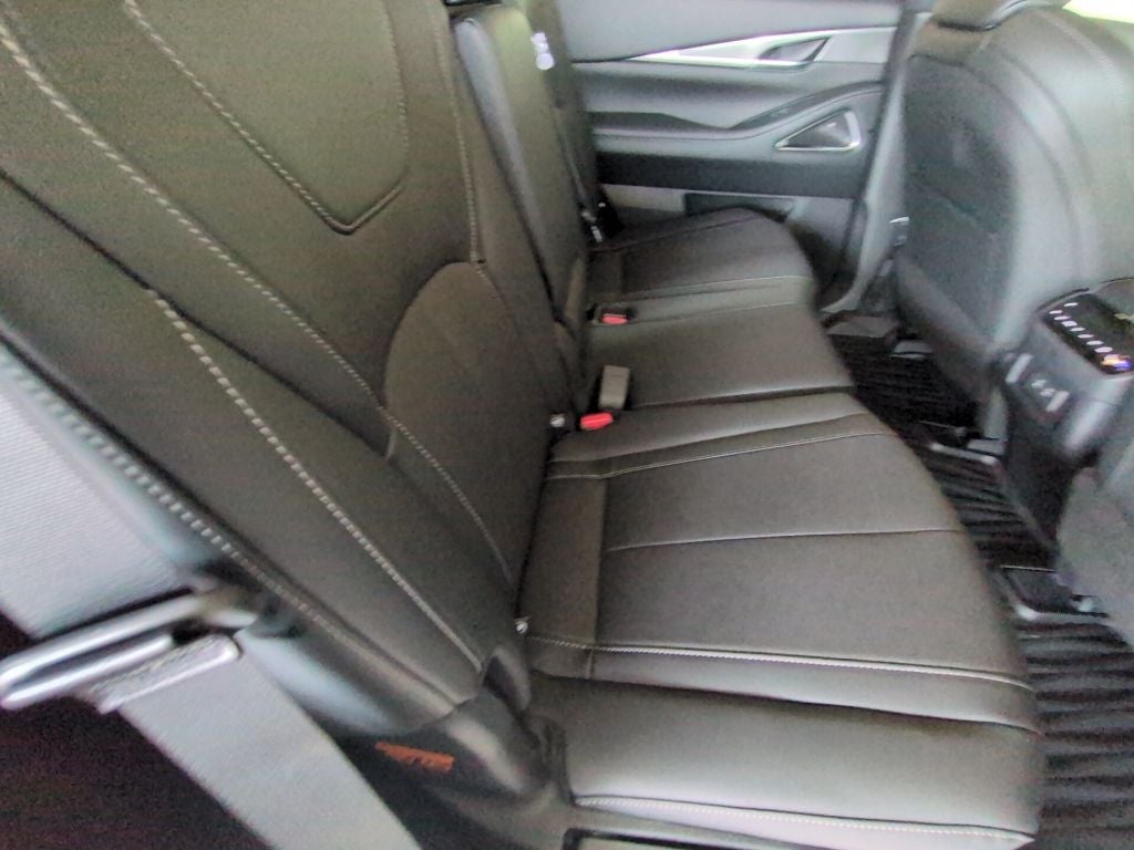 2027 INFINITI QX60 Luxe FWD