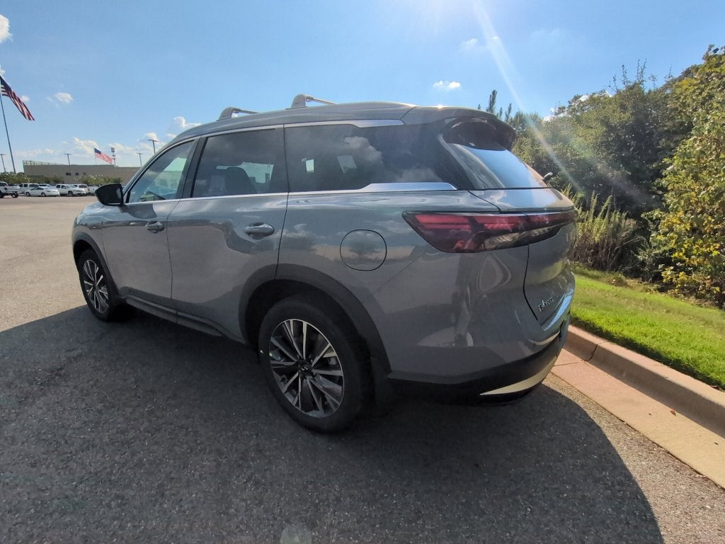 2027 INFINITI QX60 Luxe FWD