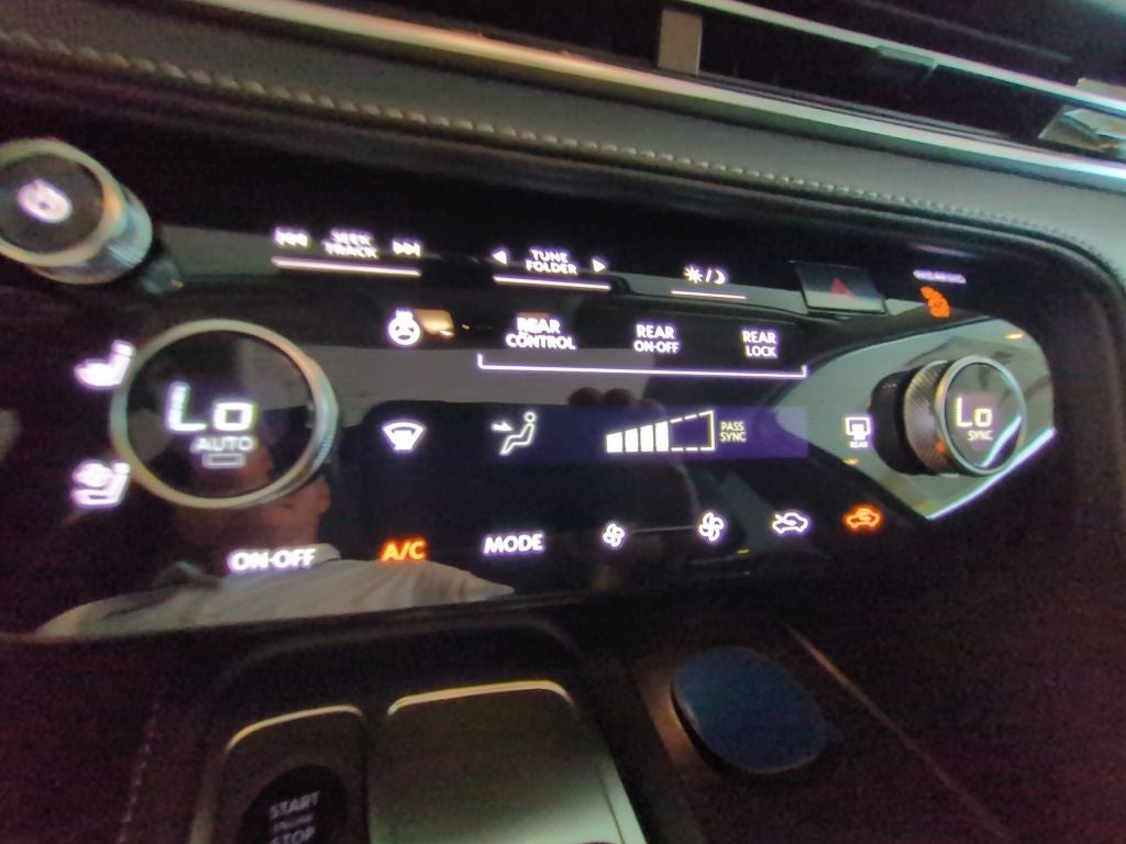 2027 INFINITI QX60 Luxe FWD