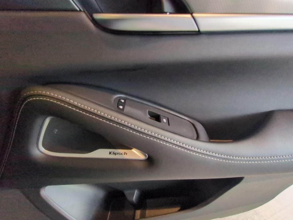 2027 INFINITI QX60 Luxe FWD