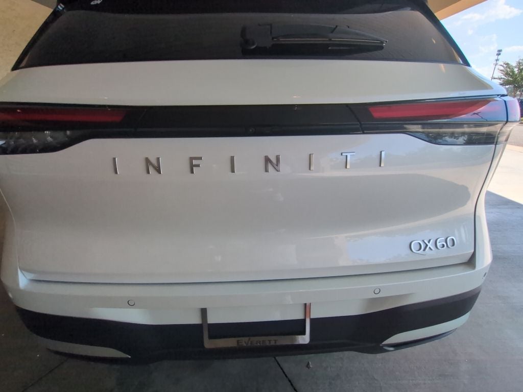 2027 INFINITI QX60 Luxe FWD