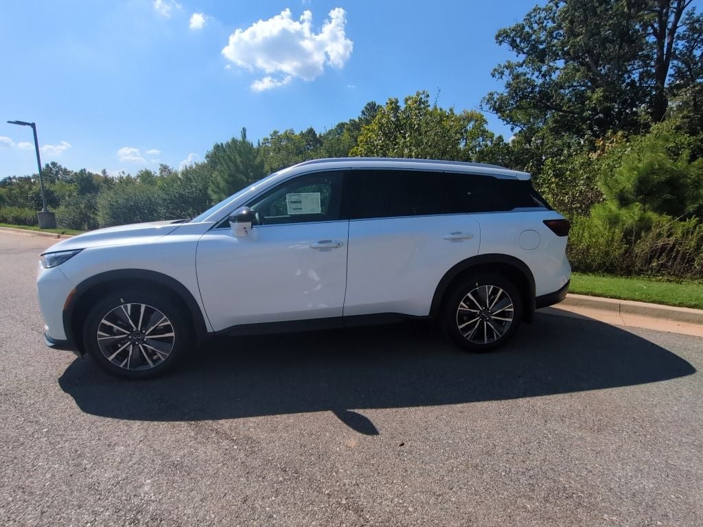 2027 INFINITI QX60 Luxe FWD