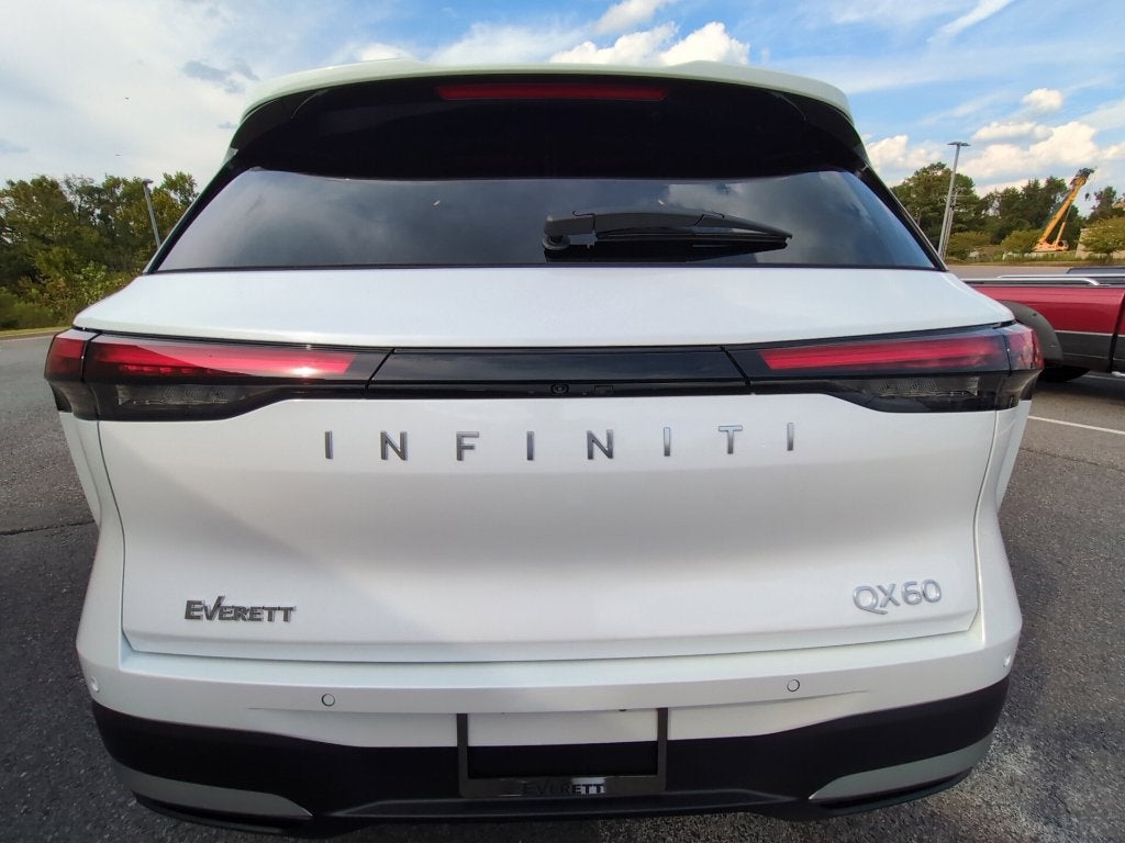 2027 INFINITI QX60 Luxe FWD