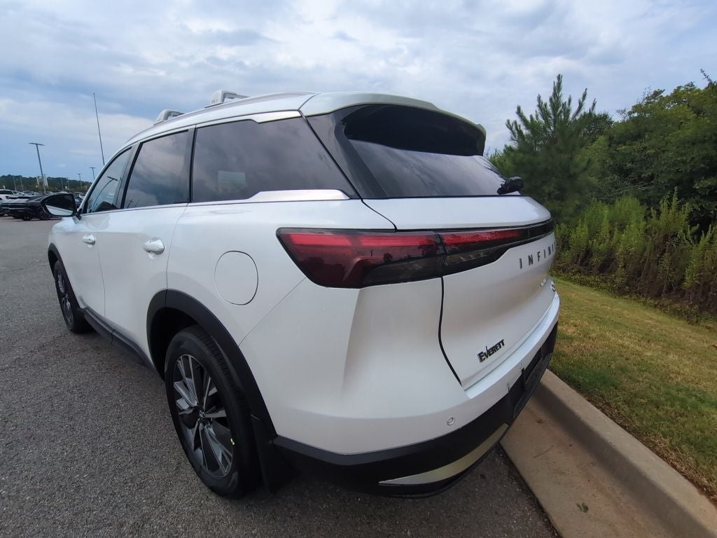 2027 INFINITI QX60 Luxe AWD