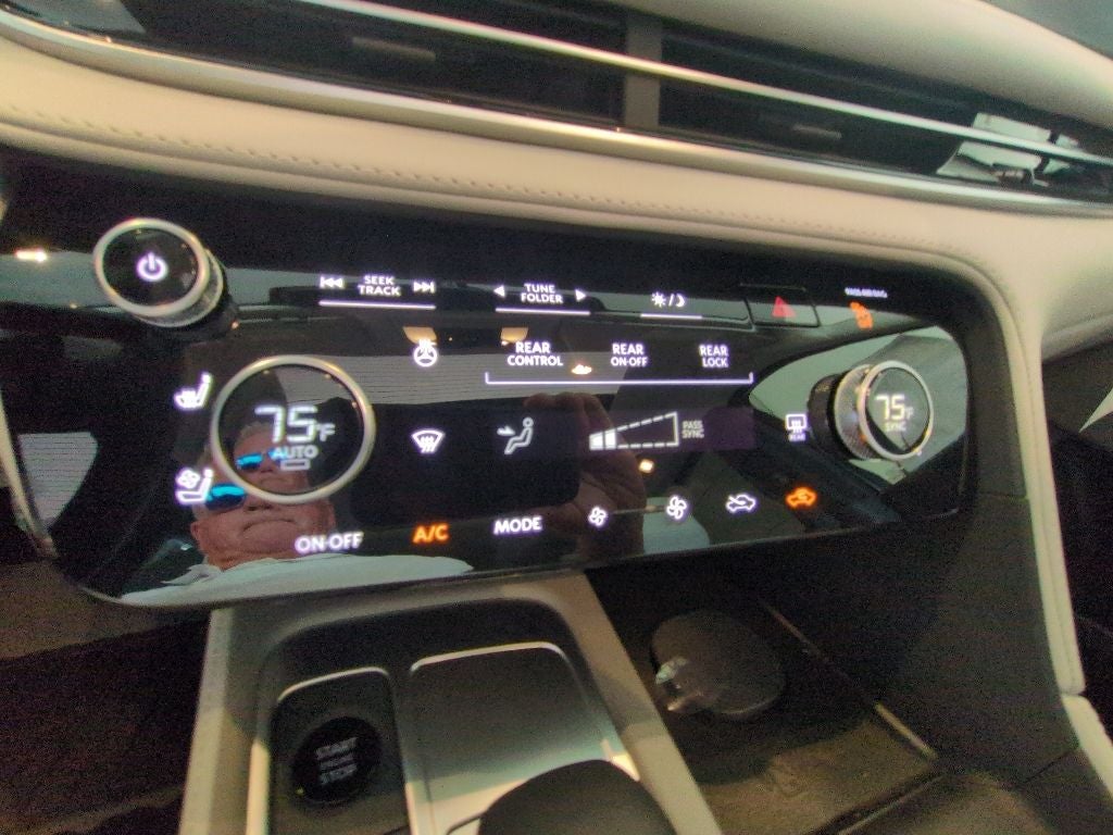 2027 INFINITI QX60 Luxe AWD