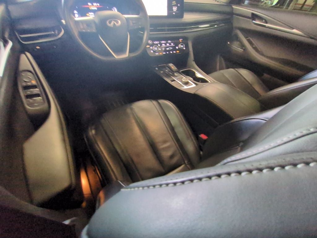 2022 INFINITI QX60 LUXE FWD