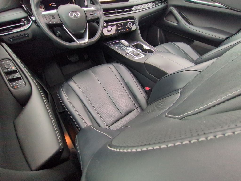 2023 INFINITI QX60 LUXE FWD