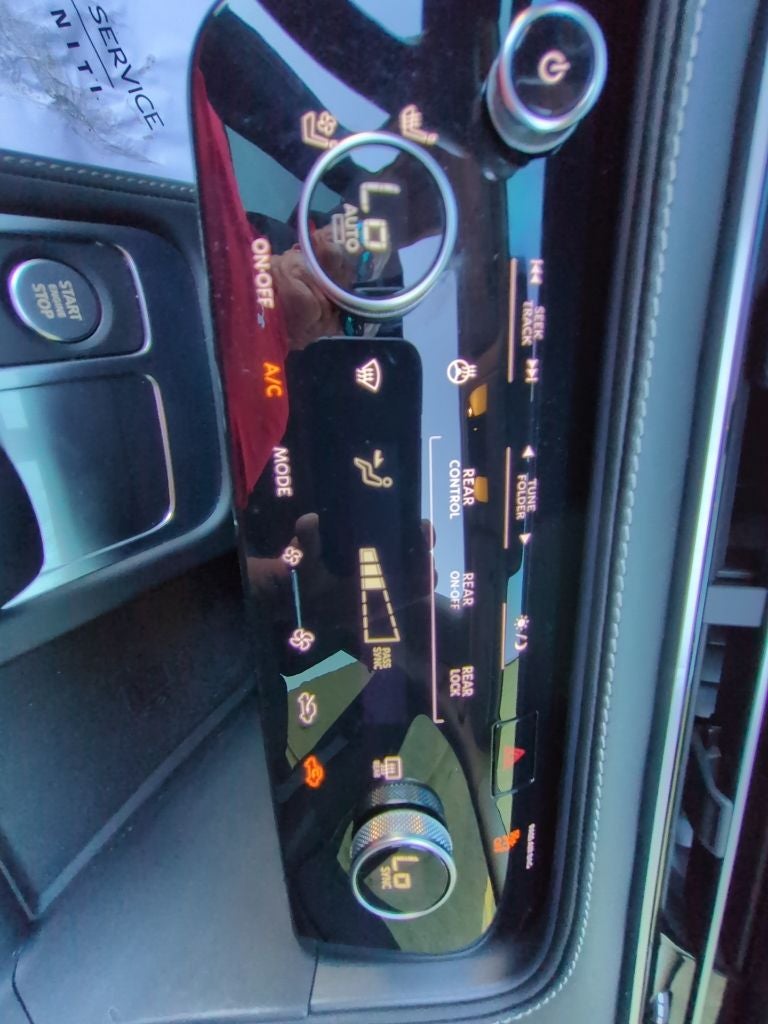 2023 INFINITI QX60 LUXE FWD