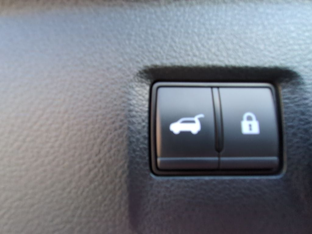 2023 INFINITI QX60 LUXE FWD